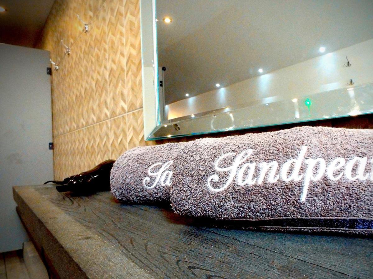 Sandpearl Suite Apartments リザム・セント・アンズ エクステリア 写真